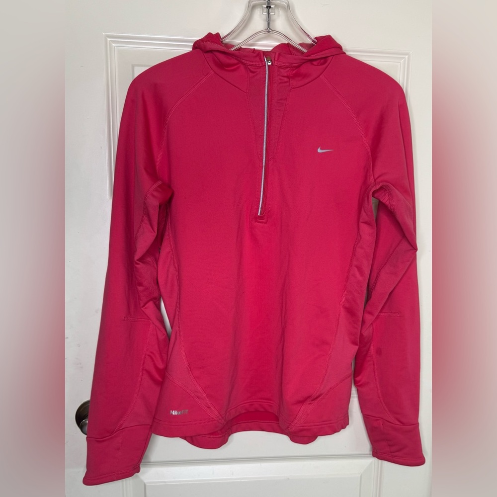 NWOT Nike FIT DRY Women’s size M Half-Zip Pullover Hoodie (Pink/Magenta)
